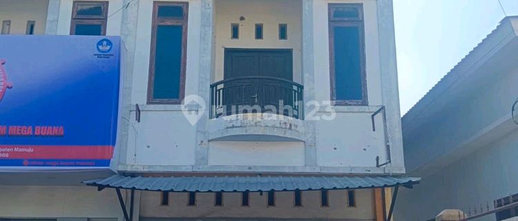 For Rent: 3-Story Shop House on Jl Andi Makasau, Mamuju (al) 1
