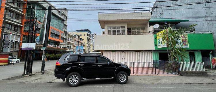Disewakan Ruko 2lt dekat pantai losari (rd) 1