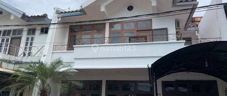 Disewakan Rumah 2lt di Perumahan Palm Mas, Panakukkang, Makassar. (Okt) 1