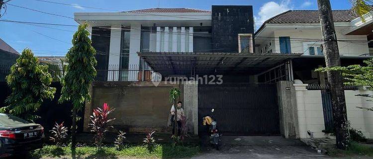 Dijual Rumah 2lt siap huni full furnished, jl mapala raya ,makassar (rd) 1