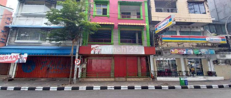 Disewakan ruko 4lt  di jalan penghibur,makassar (okt), Maloku 1