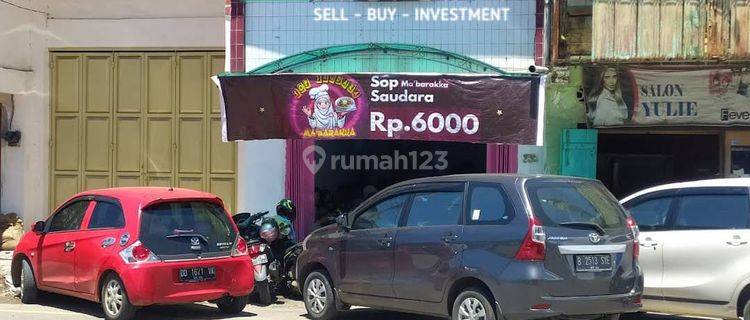 Disewakan Ruko 2lt Dekat Pasar di Jl. K.H.Wahid Hasyim,Makassar (ri), Somba Opu 1