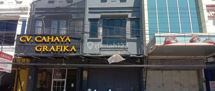 Disewakan Ruko dekat Mall Panakukkang di Jl. Abdullah dg sirua, Makassar (abd) 1