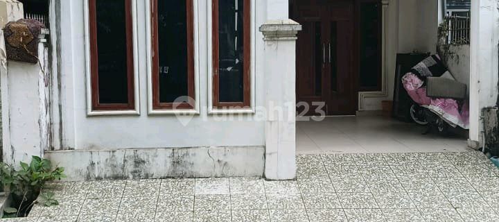For Rent, Ready to Occupy House on Jl Raya Pendidikan, Makassar (fl) 1