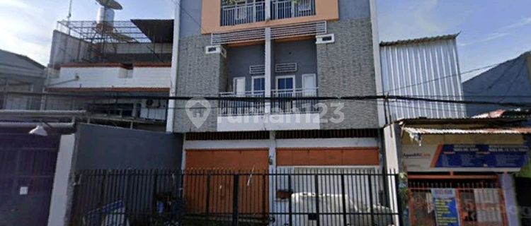 For Rent: 3-story shop house on Jl. Malengkeri Raya, Makassar (rd) 1