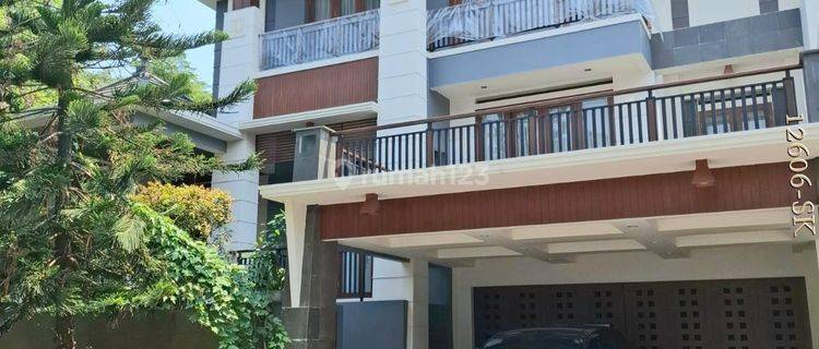 Disewakan Rumah Hook Tropical Modern Dgn Kolam Renang DiBintaro 1