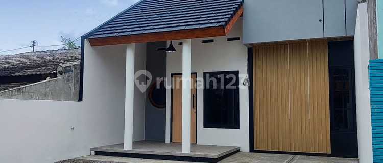 Sell House in Ketileng Indah 1