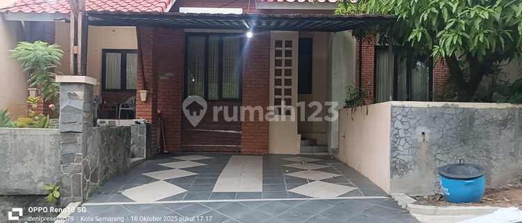 For Rent House In Villa Pinus Banyumanik 1