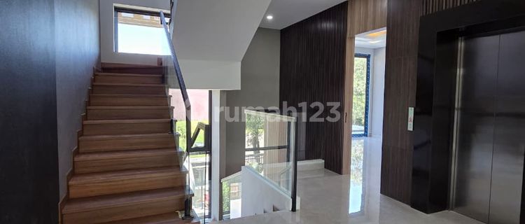 Rumah Woodland Citraland Semi Furnish Premium Spec 3 Lt With Private Lift 1
