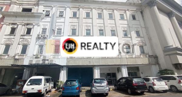 Imperium Superblock Ready-to-Use Shophouse for Business 1