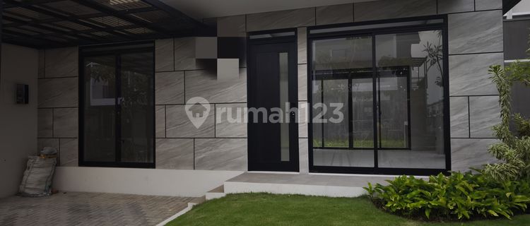 Dijual Rumah Posisi Hook di Punawangi Kota Baru Parahyangan KBP 1