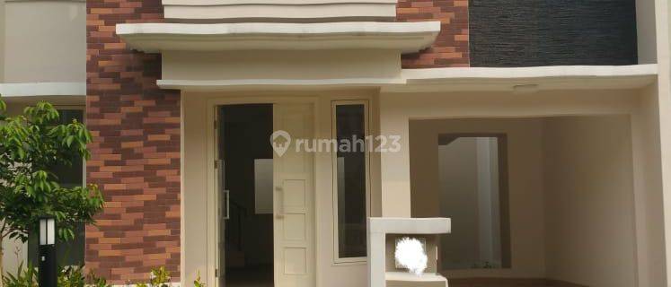  Rumah Unfurnished Bagus di Cluster faraday Scientia Garden 1