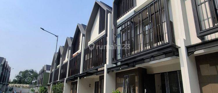  Rumah Baru Attic 3 Lantai di Cluster Leonora Gading Serpong 1