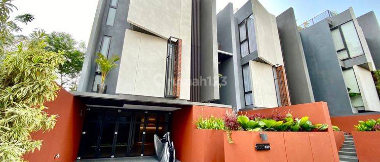 Brand New Modern Lokasi Oke Banget Full Furnished Di Pesanggrahan 1