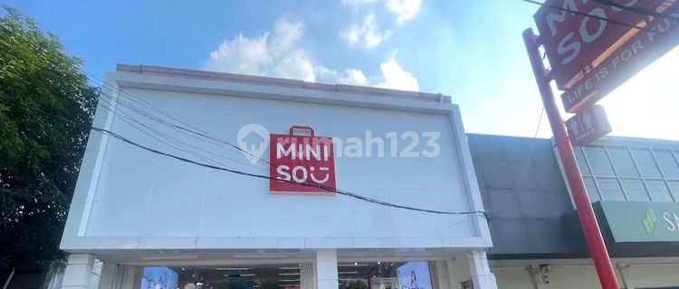 For Sale: Shophouse 1. 2 units of Shophouse (combined into 1) 2 floors 1