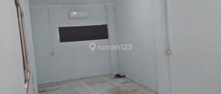 Gudang di Jl Kh Ahmad Dahlan Duri Kosambi, Jakarta Barat, 2.100m2 M 1