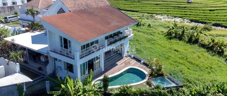 JUAL LUXURY VILLA BERAWA CANGGU DENGAN PEMANDANGAN SAWAH   1