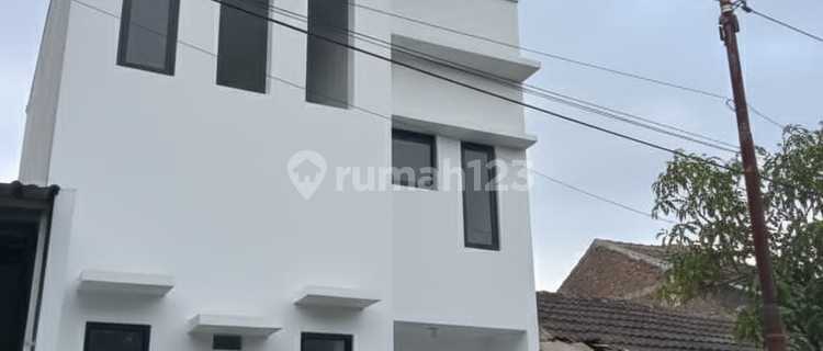 Jual rumah daerah Bandung Sudah siap huni  1