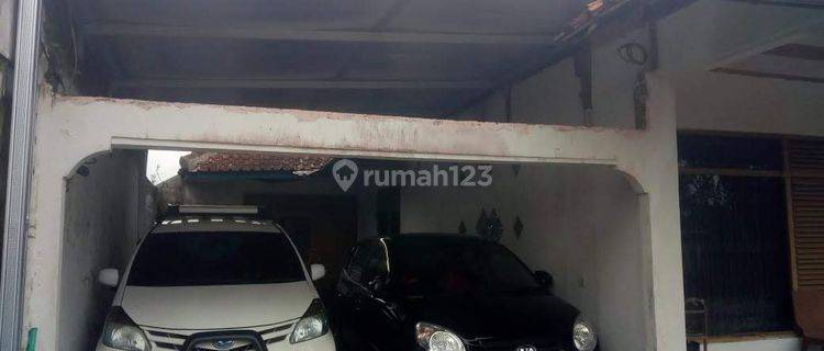 rumah luas di Tasikmalaya akses masuk dari pinggir polres Tasikmalaya 1