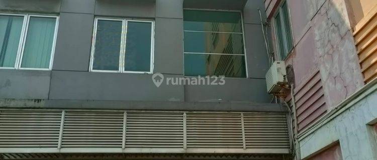 Dijual Ruko Malibu 2,5 Lantai Super Strategis di Bsd City, Tangerang 1