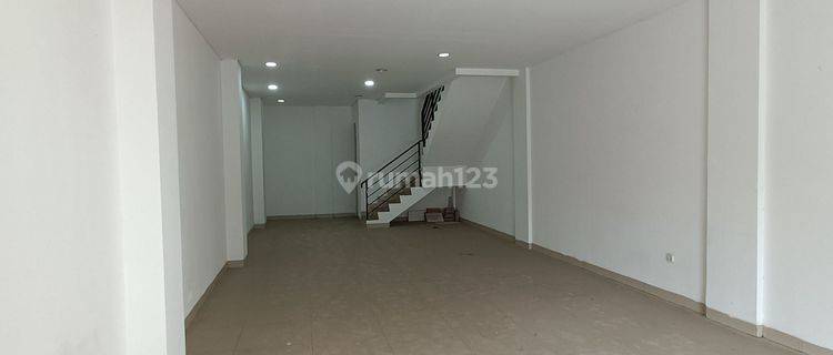 Dijual Ruko 3,5 Lantai Muara Karang Jakarta Utara  1