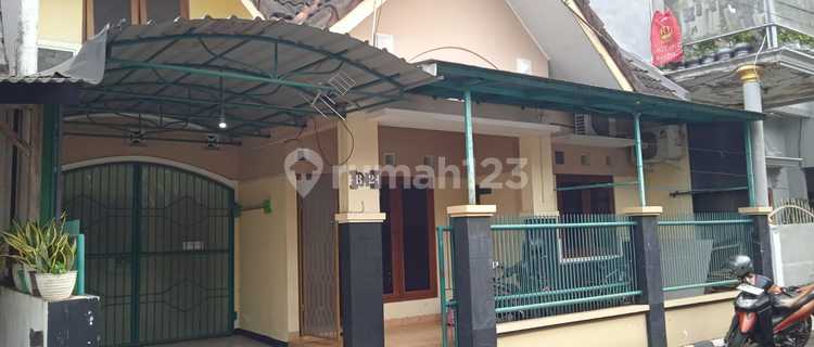 For Rent: Minimalist Furnished House in Seputaran Smki Housing Complex 1