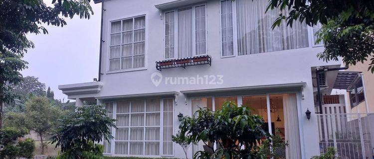 Dijual Rumah Mewah Siap Huni Modern American Barn Style Bangunan Mandiri di Cluster Ingenia, Eminent Bsd. Ylefb 1