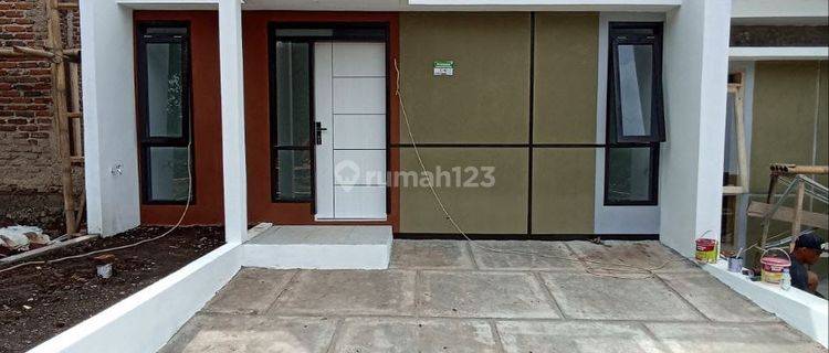 rumahh 1 lantaai  di ggarutt cicilan  flat 1jt an 1