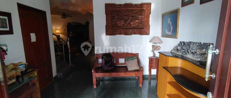 Dijual Cepat Rumah Citraland Semi Furnished 1
