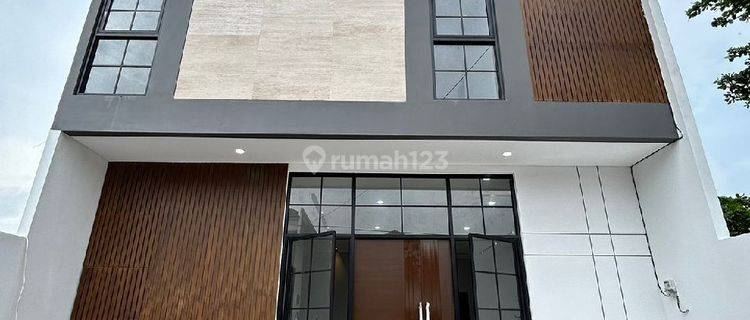 Dijual Rumah Gress Minimalis Modern Tropical Sutorejo 1