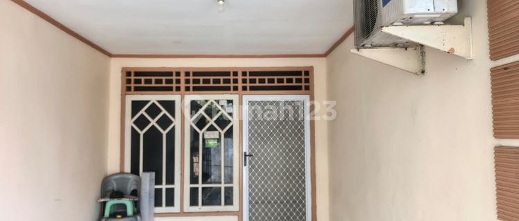 Dijual Rumah di Perumahan Medayu Selatan  One Gate System  Ada Mesjid ,klinik  Dekat UPN  Cocok untuk Kost atau Rumah Tinggal  1
