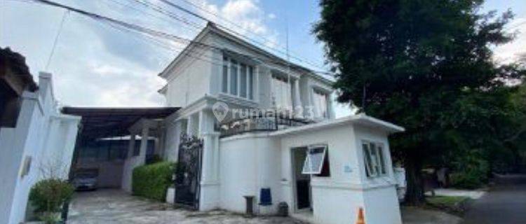 House For Rent Standard Furnished di Kuningan 1