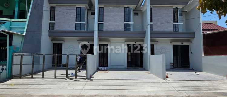 Rumah Baru Baruk Barat, Kedung Baruk, Rungkut, Surabaya 1