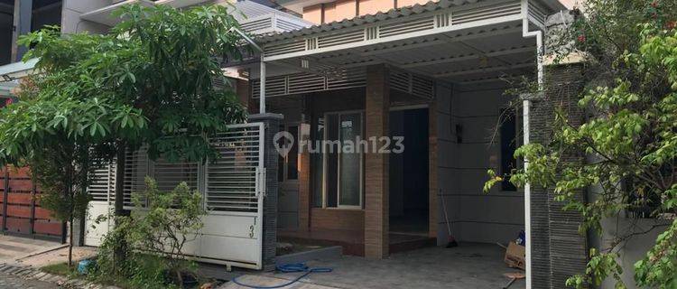 Rumah di Kahuripan Nirwana, Buduran, Sidoarjo Kota SHM Bagus 1