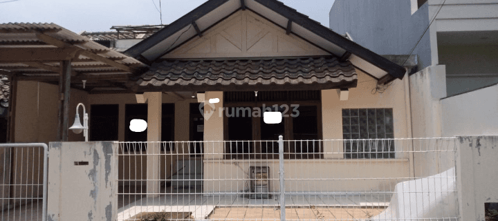 Rumah Di Perumahan Duta Garden SHM Bagus 1