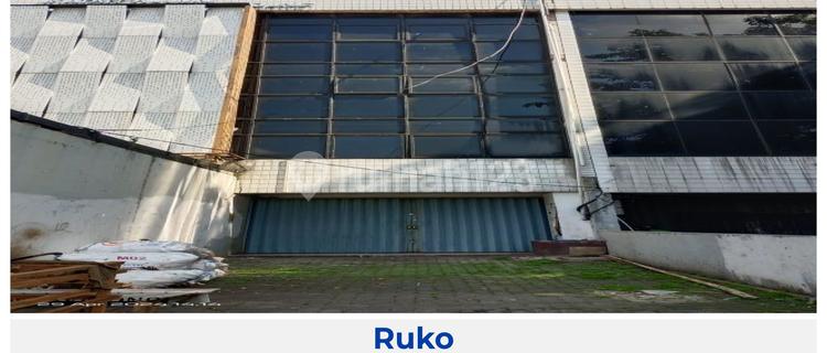 4-Story Shop House for Rent in Palmerah Area, West Jakarta 1