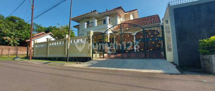 Dijual Rumah Bagus Ungaran Barat Adem Ayem Bikin Tentrem 1