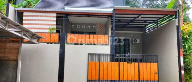 Rented Plus House in Tembalang Near Undip Campus Student Boarding House Environment 1