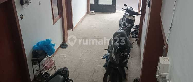 For Sale Active Boarding House with AC, Ensuite Bathroom in Sambiroto, Close to Unimis Primaya Hospital and Campus in Semarang 1