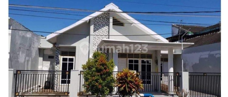 Well-Maintained House Ready for Occupancy on Jalan Ikan2 Blimbing Malang 1