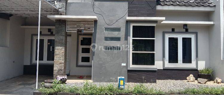 Rumah Sewa Siap Huni Semi Furnished di Plaosan Dekat Araya 1