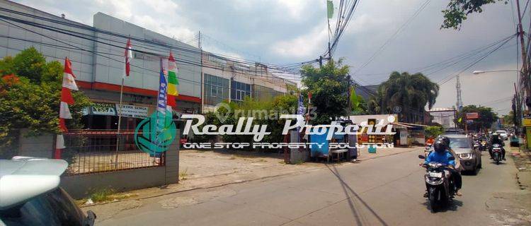 Ruko 3 Lantai di Jalan Raya Kemang Sari Jatimakmur, Bekasi 1