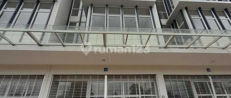 Ruko Gbp Dekat Mall Jalur Utama Bisnis Grand Wisata Parkir Luas 1