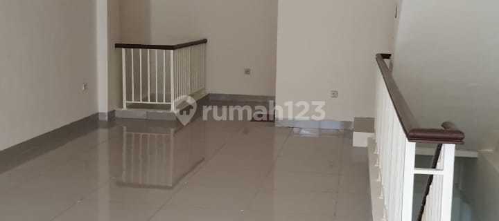 For Rent 22 Shop House Crown Green Lake City Facing Main Road 1