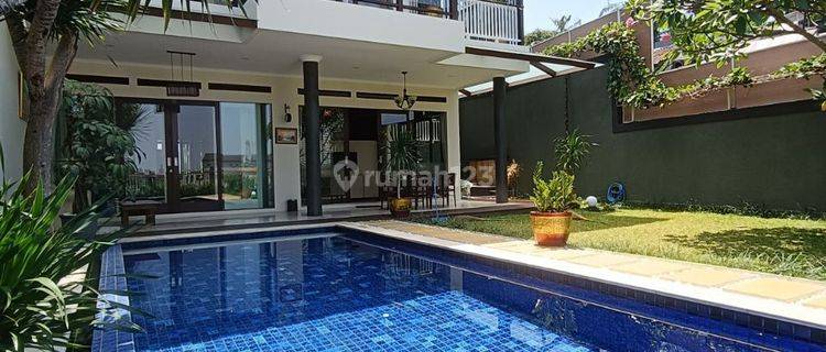 Rumah Mewah Furnished Ada Kolam Renang Ciumbuleuit Bandung Utara 1