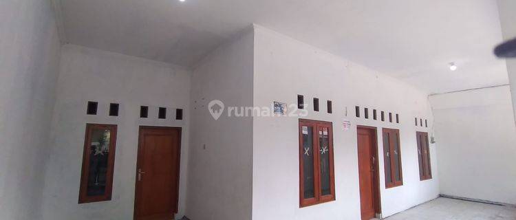 Disewa Rumah bisa untuk kantor  Perumnas klender Jakarta Timur 1