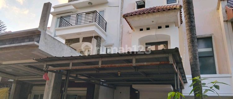 For Rent Newly Renovated House in Duren Sawit, Buaran, East Jakarta 1