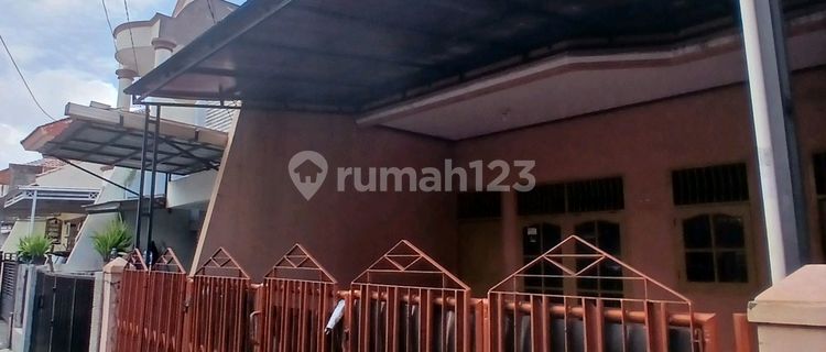 For Rent Flood-Free House Pondok Kelapa East Jakarta 1