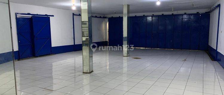 Disewa Ruko Pinggir Jalan Raya di Tangerang Kota, Banten 1