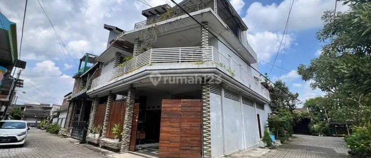 Bu Rumah 2 Lantai, Murah  1